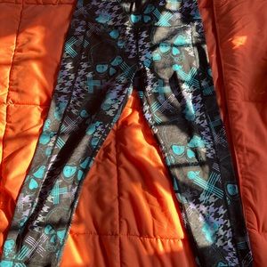 CVG Celestial Abstract Skulls Capris - Size M